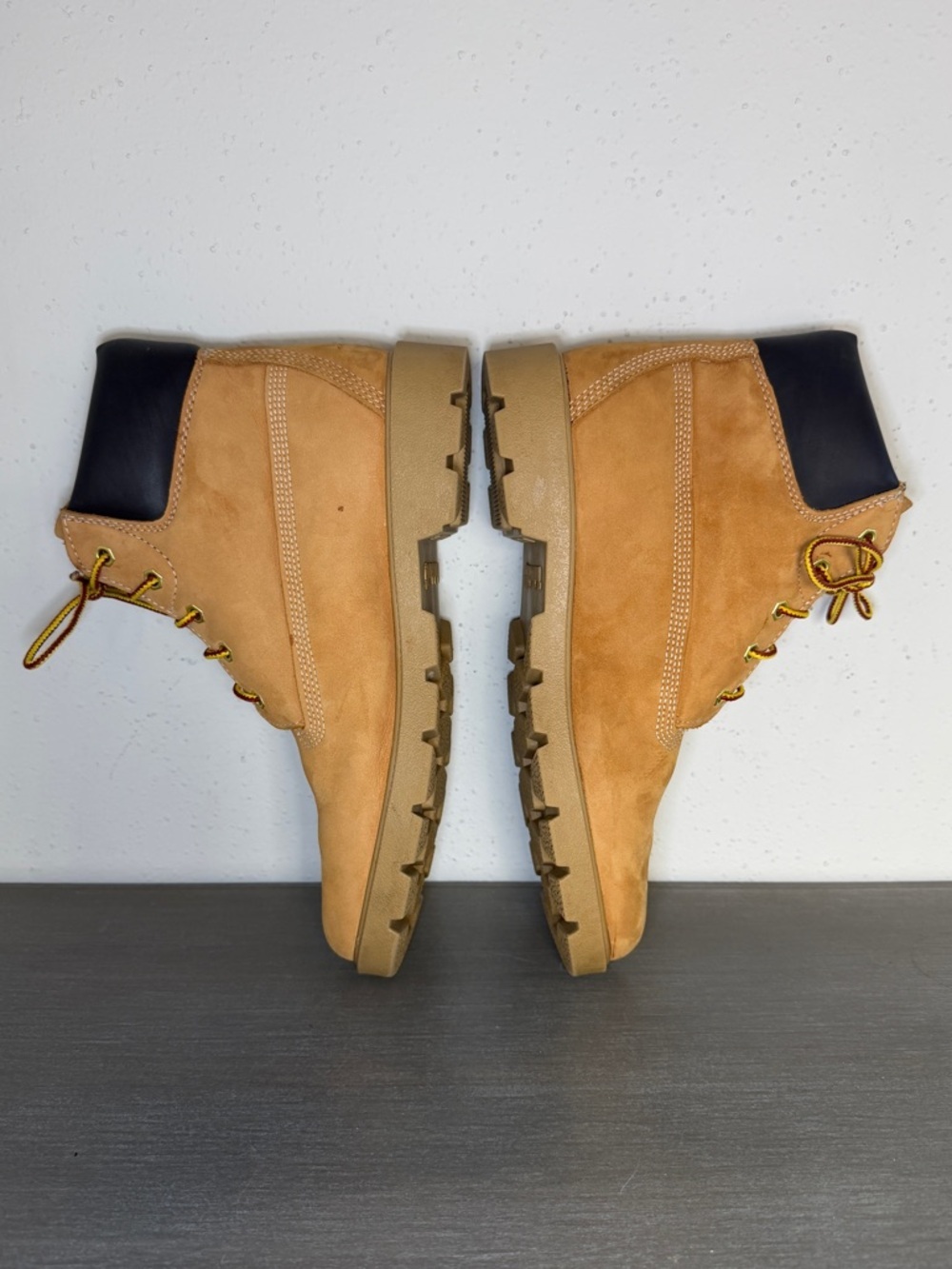 Timberland 10960 Boys 6.5 Wheat Waterproof Boots Classic Nubuck High Top Youth - Picture 4 of 8